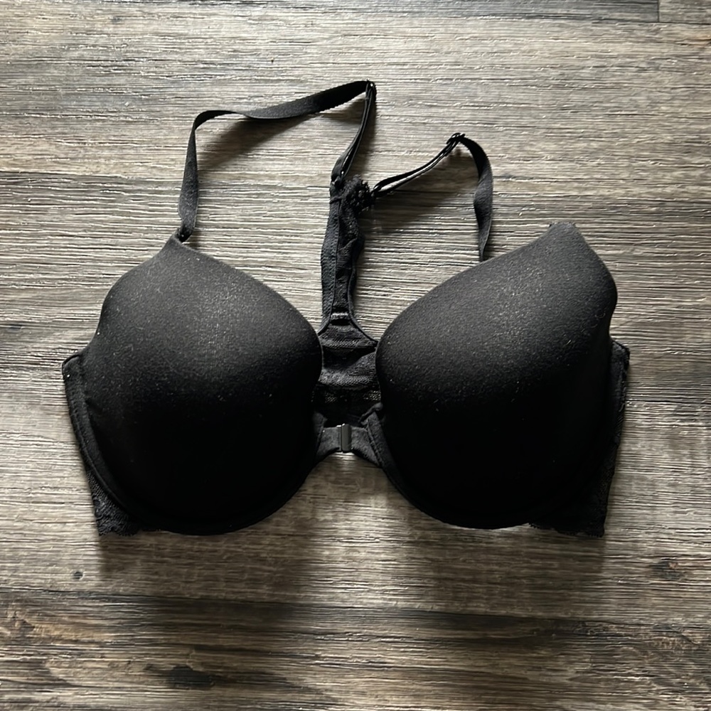 Victoria’s Secret 34D Racerback Lined Perfect Coverage Bra